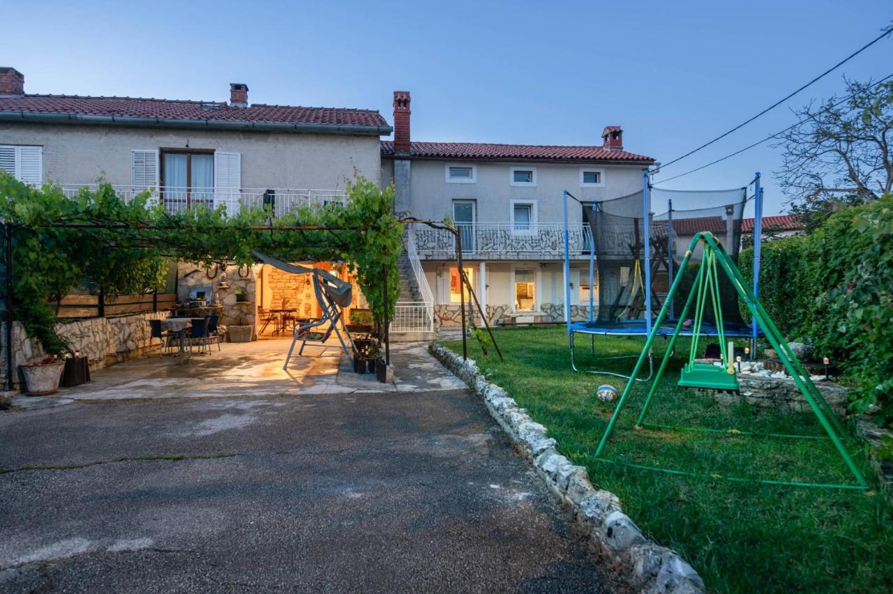 Holiday House Ruba Marčana المظهر الخارجي الصورة