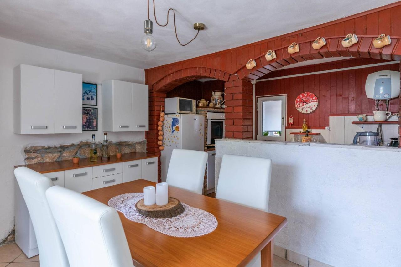 Holiday House Ruba Marčana المظهر الخارجي الصورة