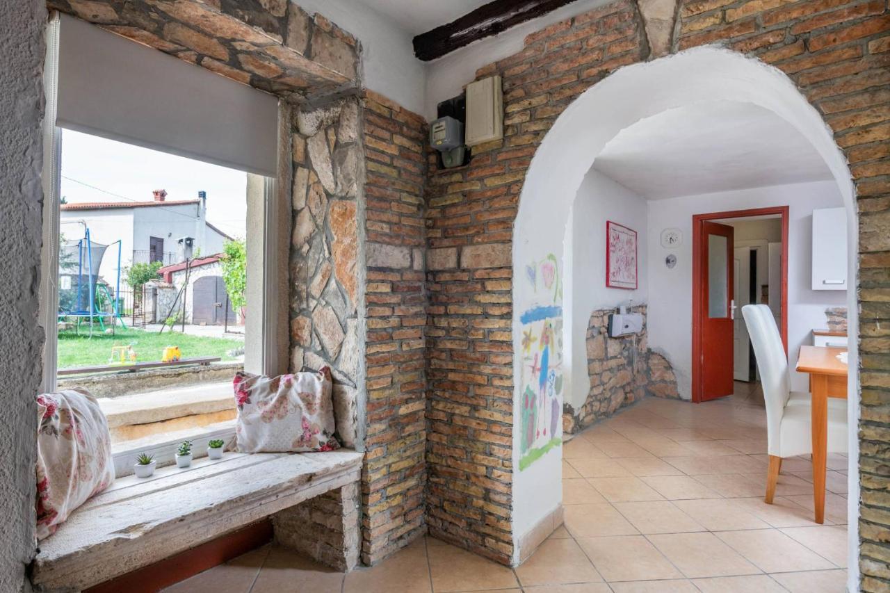 Holiday House Ruba Marčana المظهر الخارجي الصورة
